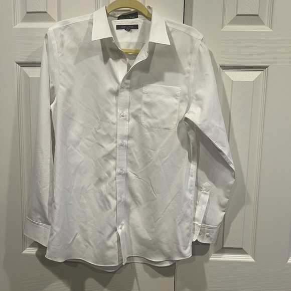 Nordstrom Other - Nordstrom Brand Classic White Men's Button Down